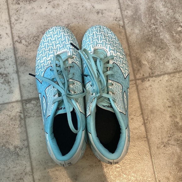 Under Armour force blue and white cleats. In good shape. - Picture 5 of 7